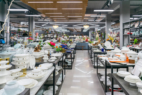 百货餐具批发市场在哪百货餐具批发市场位置概览