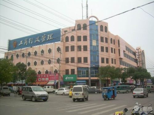 百货小礼品批发市场百货小礼品批发市场，繁荣的市场生态与商业机遇