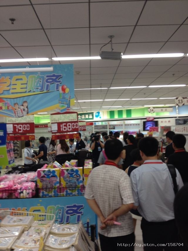 百货批发市场看货百货批发市场看货，探索、体验与策略